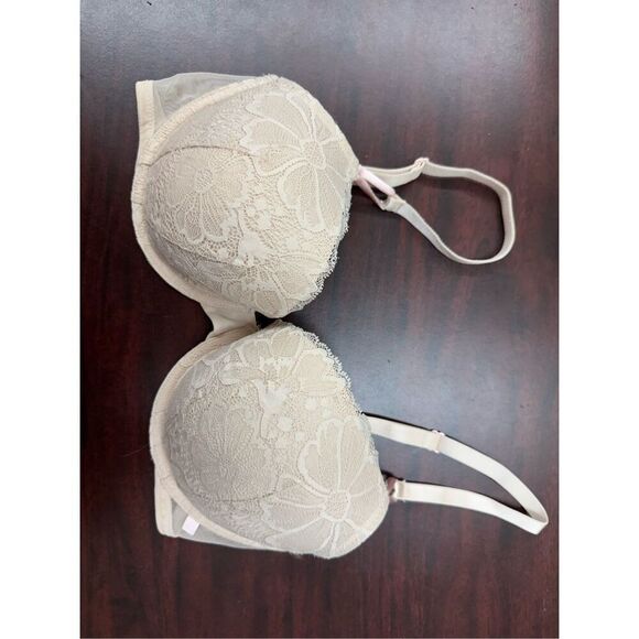 Victoria’s Secret Lined Demi Nude Bra Size 34DD - Picture 1 of 6